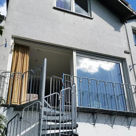 Haus Am Rhein Koeln-2