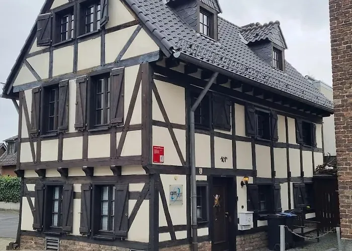 altes romantisches Fachwerkhaus in Rheinnähe auch für Workation geeignet