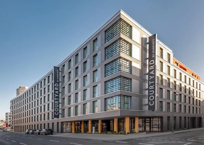 Courtyard By Marriott
